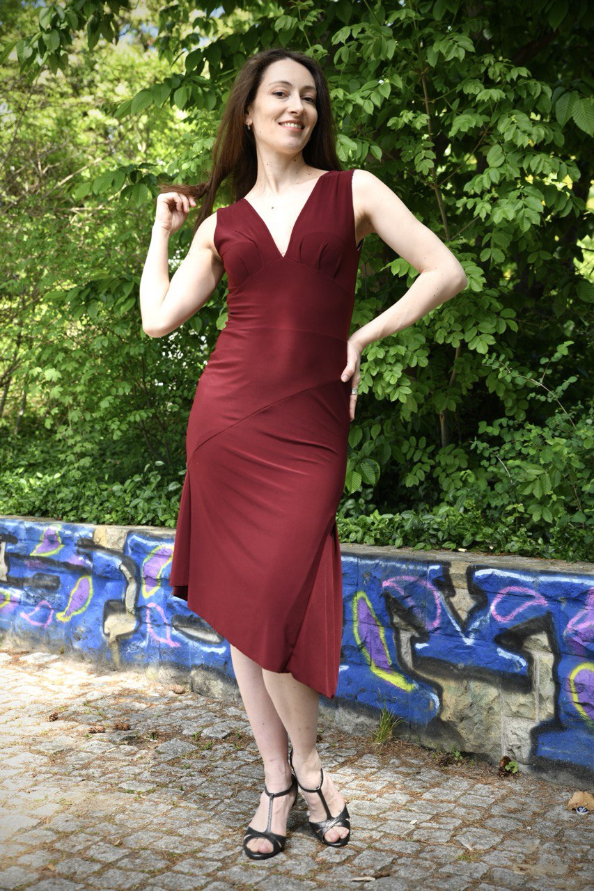 Tango-Wendekleid „Die Verspielte“ weinrot und hellblau