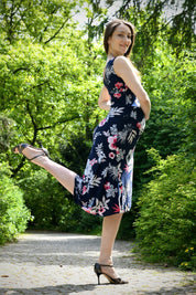 Tango Kleid „Die Verspielte“ (S) mit Blumendruck - dunkelblau