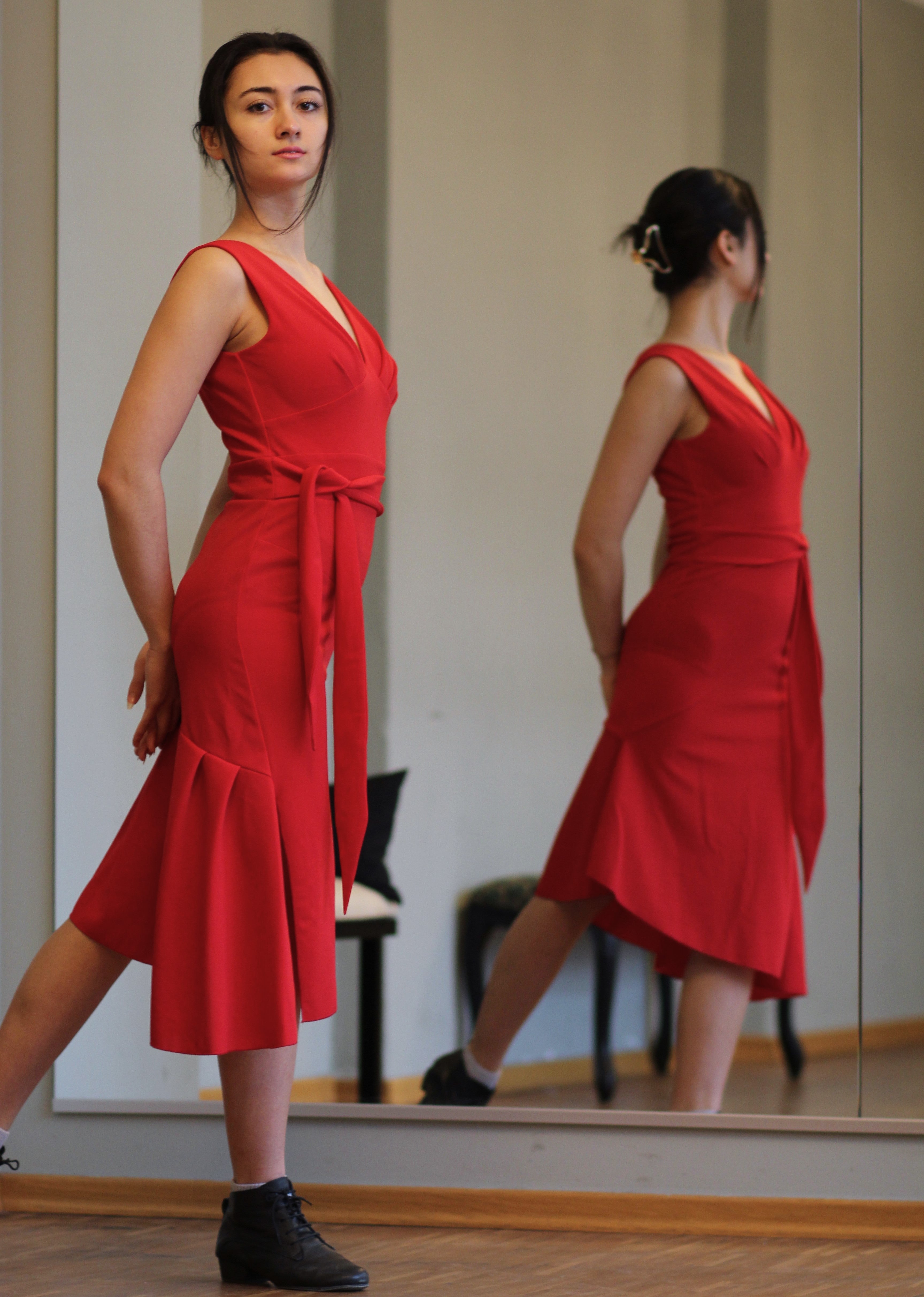 Tango Kleid „Die Verspielte“ chilirot