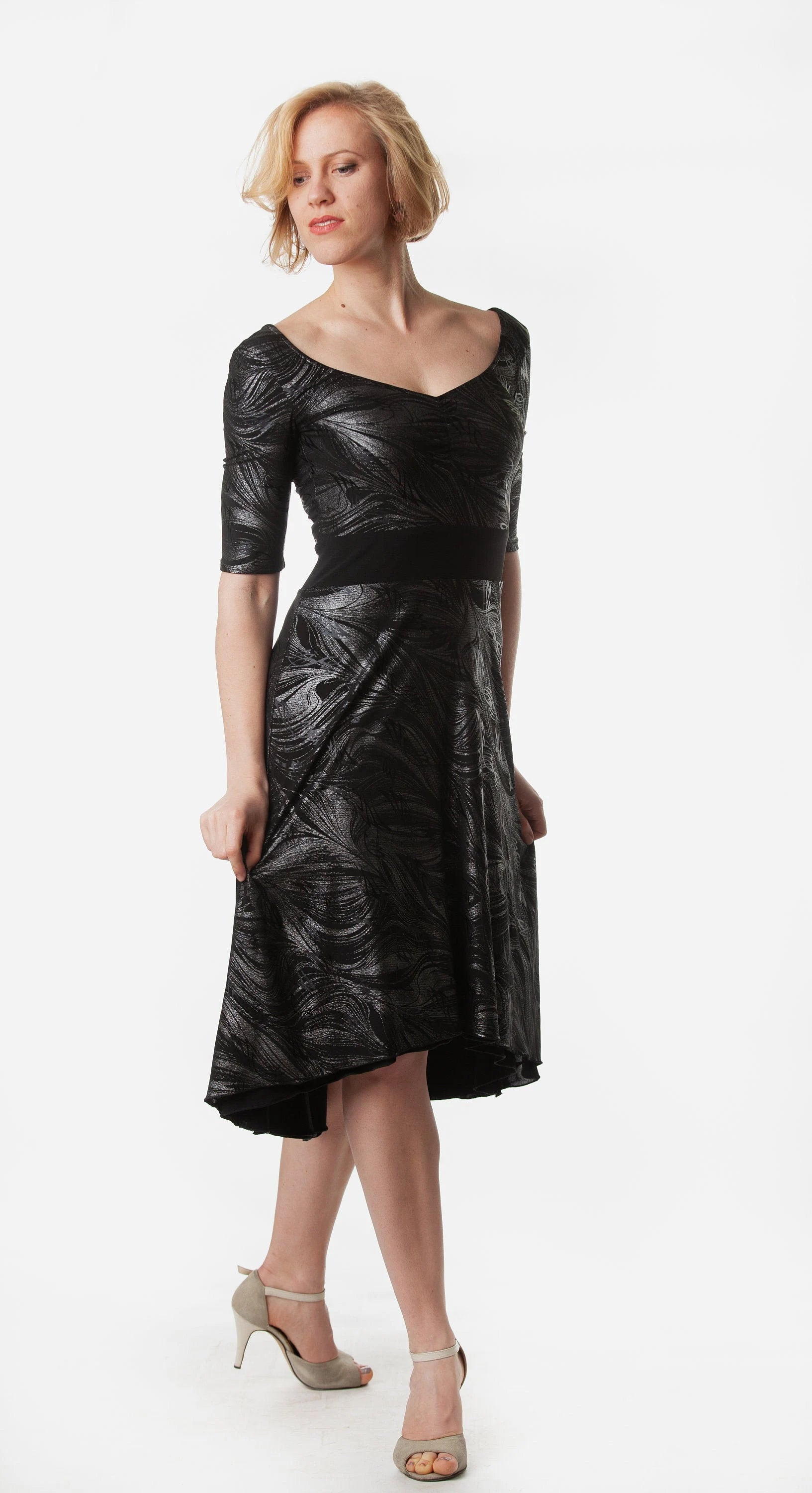 Tango-Wendekleid „Die Traditionelle“  schwarz & silber
